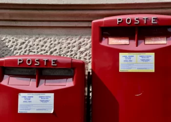 Poste Italiane privatizzazione